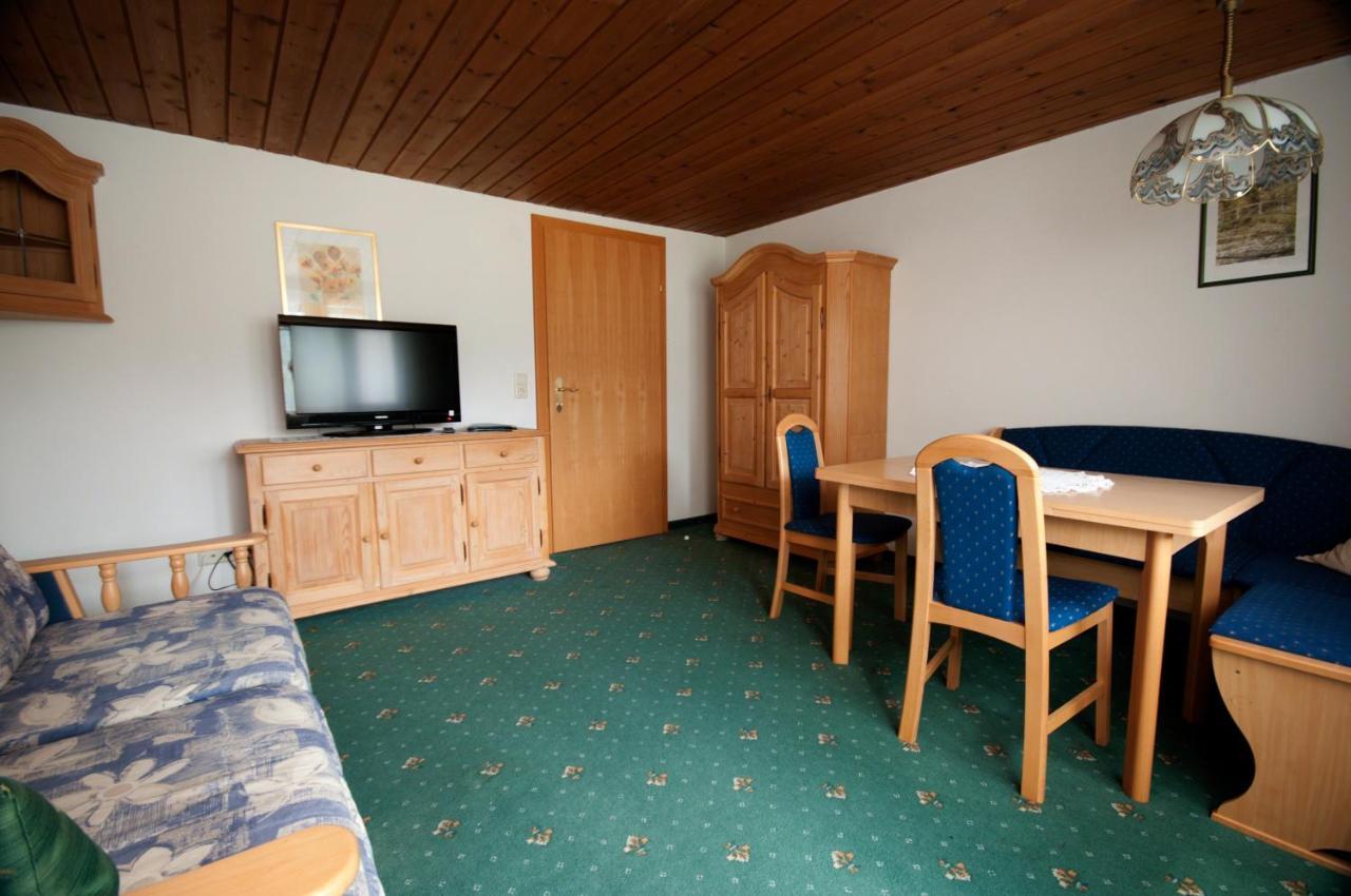 Pension Arnspitze Scharnitz Bagian luar foto